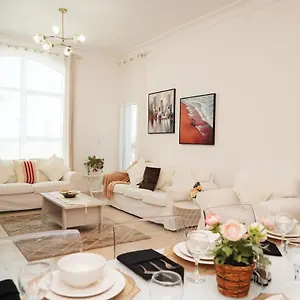 شقة Yas Bliss Cozy 2Br Apartment, أبو ظبي